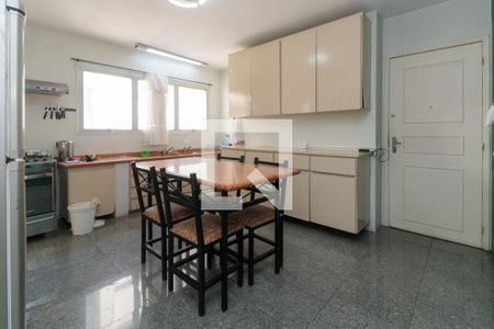 Apartamento para alugar com 120m², 2 quartos e 1 vagaCozinha