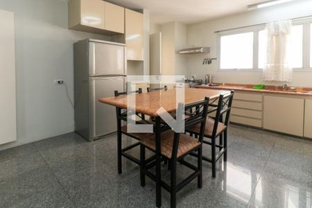 Apartamento para alugar com 120m², 2 quartos e 1 vagaCozinha