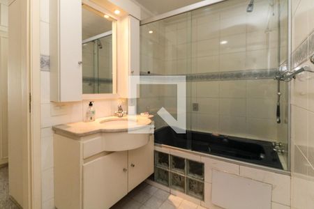 Apartamento para alugar com 120m², 2 quartos e 1 vagaSuíte