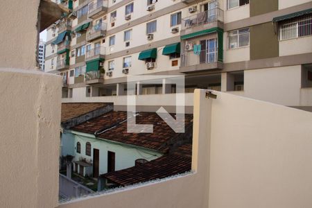 Apartamento à venda com 65m², 2 quartos e sem vagaQuarto 01 - Janela
