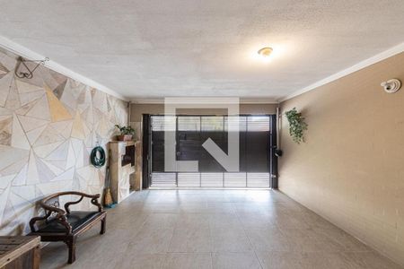 Casa à venda com 265m², 3 quartos e 2 vagasGaragem