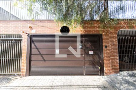 Casa à venda com 265m², 3 quartos e 2 vagasFachada