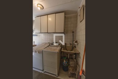 Casa à venda com 265m², 3 quartos e 2 vagasÁrea de Serviço