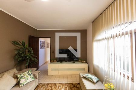 Sala de casa à venda com 3 quartos, 265m² em Vila Carrao, São Paulo