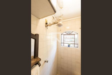 Casa à venda com 265m², 3 quartos e 2 vagasBanheiro de Serviço