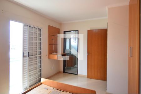 Casa para alugar com 180m², 2 quartos e 2 vagasSuite 1