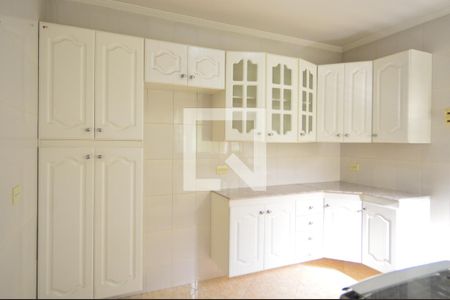 Casa para alugar com 180m², 2 quartos e 2 vagasCozinha