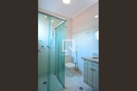 Casa para alugar com 180m², 2 quartos e 2 vagasBanheiro da suite 2