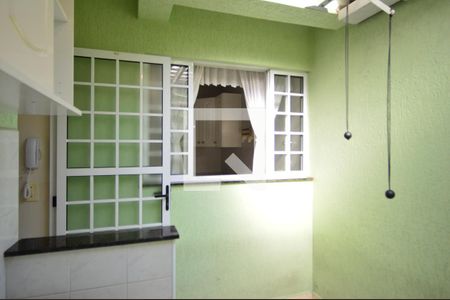 Casa para alugar com 180m², 2 quartos e 2 vagasÀrea de serviço