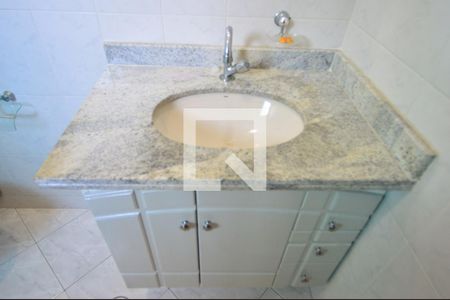 Casa para alugar com 180m², 2 quartos e 2 vagasBanheiro da suite 2