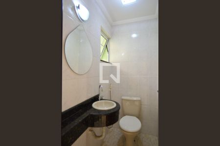Lavabo de casa à venda com 2 quartos, 180m² em Vila Invernada, São Paulo