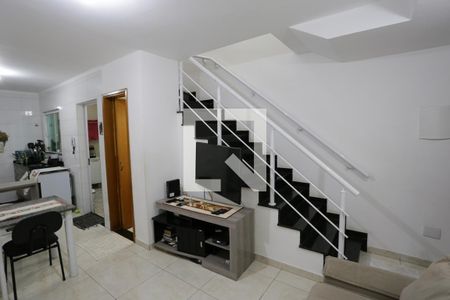 Sala de casa de condomínio à venda com 2 quartos, 70m² em Vila Ré, São Paulo