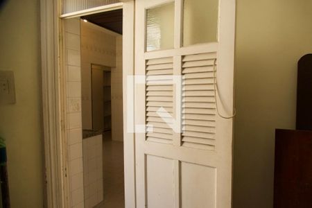 Apartamento para alugar com 120m², 3 quartos e sem vaga Apartamento para alugar com 120m², 3 quartos e sem vagaBanheiro serviço
