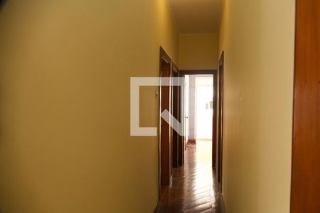 Corredor  de apartamento para alugar com 3 quartos, 120m² em Humaitá, Rio de Janeiro