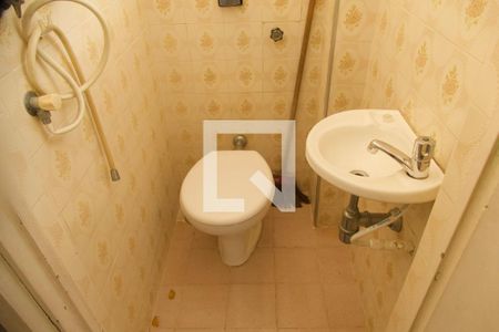 Apartamento para alugar com 120m², 3 quartos e sem vaga Apartamento para alugar com 120m², 3 quartos e sem vagaBanheiro serviço