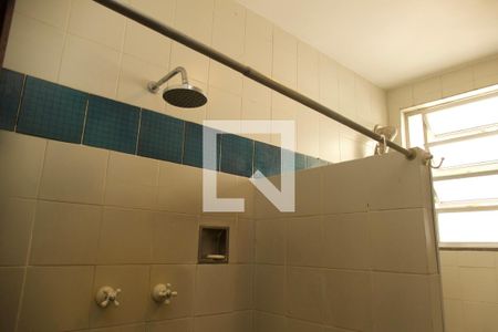 Apartamento para alugar com 120m², 3 quartos e sem vaga Apartamento para alugar com 120m², 3 quartos e sem vagaBanheiro social