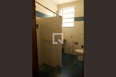 Apartamento para alugar com 120m², 3 quartos e sem vaga Apartamento para alugar com 120m², 3 quartos e sem vagaBanheiro social