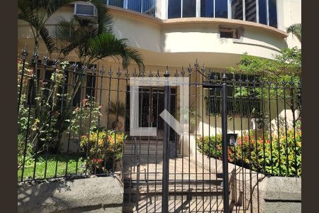 Apartamento para alugar com 120m², 3 quartos e sem vaga Apartamento para alugar com 120m², 3 quartos e sem vagaFachada