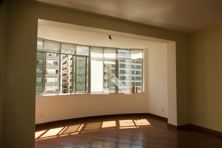 Sala de apartamento para alugar com 3 quartos, 120m² em Humaitá, Rio de Janeiro