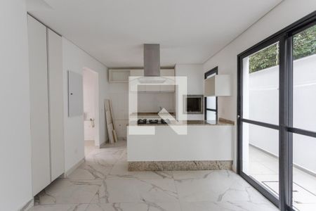 Sala/Cozinha de casa para alugar com 3 quartos, 277m² em Santo Inácio, Curitiba