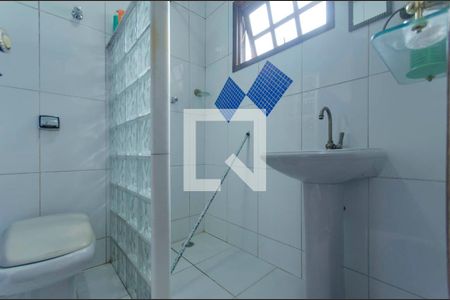 Banheiro Suíte 1 de casa à venda com 3 quartos, 200m² em Jardim Lisboa, São Paulo