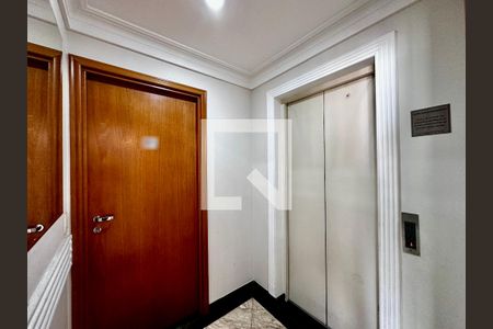 Apartamento à venda com 127m², 3 quartos e 3 vagasHall Social Apartamento