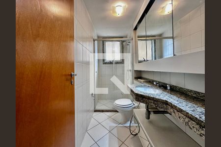 Apartamento à venda com 127m², 3 quartos e 3 vagasBanheiro Social