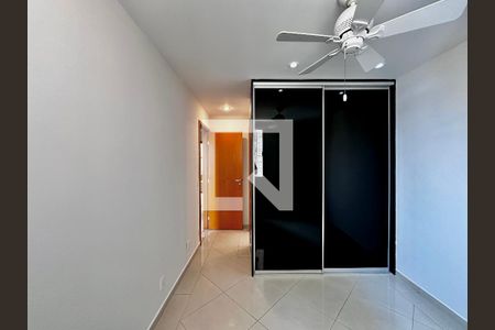 Apartamento à venda com 127m², 3 quartos e 3 vagasSuíte 1