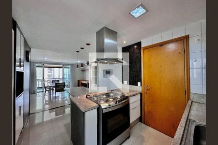 Apartamento à venda com 127m², 3 quartos e 3 vagasCozinha