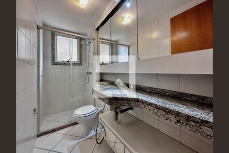 Apartamento à venda com 127m², 3 quartos e 3 vagasBanheiro Social