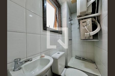 Apartamento à venda com 127m², 3 quartos e 3 vagasBanheiro de Serviço
