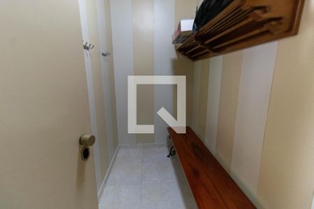 Casa à venda com 635m², 4 quartos e 4 vagasSauna 