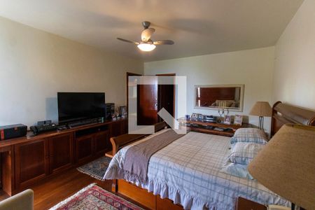 Casa à venda com 635m², 4 quartos e 4 vagasSuíte 4