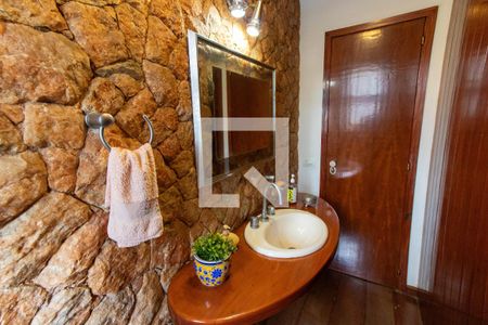 Casa à venda com 635m², 4 quartos e 4 vagasLavabo