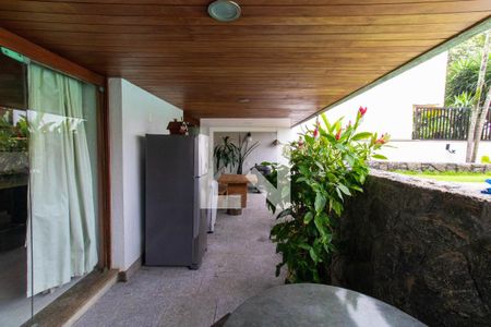 Casa à venda com 635m², 4 quartos e 4 vagasÁrea gourmet