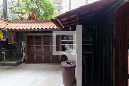 Casa à venda com 635m², 4 quartos e 4 vagasÁrea de Serviço