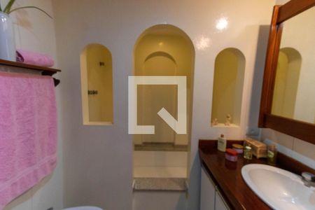 Casa à venda com 635m², 4 quartos e 4 vagasBanheiro da Suíte 3