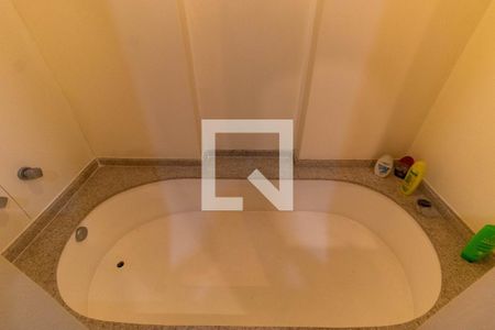 Casa à venda com 635m², 4 quartos e 4 vagasBanheiro da Suíte 3