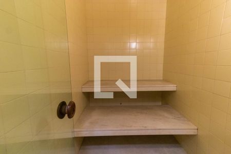 Casa à venda com 635m², 4 quartos e 4 vagasSauna 