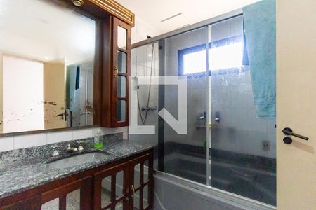 Apartamento à venda com 160m², 4 quartos e 3 vagasBanheiro da Suíte