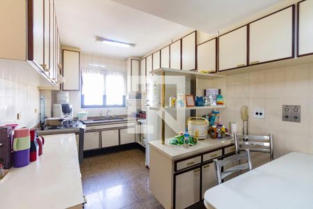 Apartamento à venda com 160m², 4 quartos e 3 vagasCozinha