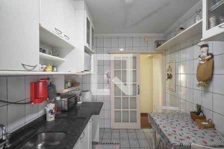 Apartamento à venda com 140m², 4 quartos e 3 vagas Apartamento à venda com 140m², 4 quartos e 3 vagasCozinha