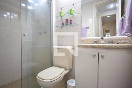 Apartamento à venda com 140m², 4 quartos e 3 vagas Apartamento à venda com 140m², 4 quartos e 3 vagasBanheiro