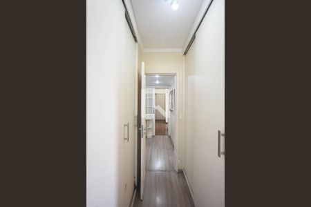 Apartamento à venda com 140m², 4 quartos e 3 vagas Apartamento à venda com 140m², 4 quartos e 3 vagasArmário da suíte 1