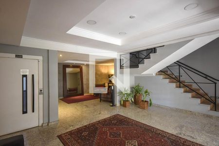 Apartamento à venda com 140m², 4 quartos e 3 vagas Apartamento à venda com 140m², 4 quartos e 3 vagasHall social