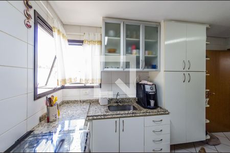 Apartamento à venda com 128m², 4 quartos e 2 vagasCozinha
