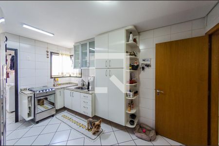 Apartamento à venda com 128m², 4 quartos e 2 vagasCozinha