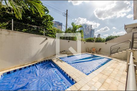 Apartamento à venda com 128m², 4 quartos e 2 vagasÁrea comum - Piscina