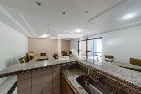 Apartamento à venda com 128m², 4 quartos e 2 vagasÁrea comum - Salão de festas