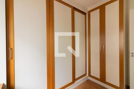 Apartamento para alugar com 74m², 2 quartos e 2 vagas Apartamento para alugar com 74m², 2 quartos e 2 vagasQuarto 2